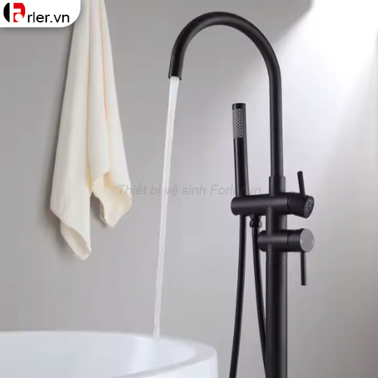 Vòi Sen Bồn Tắm Đặt Sàn Đen FORLER