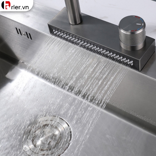 Vòi Rửa Chén Thác Nước Xám Nano (VRC33) Forler