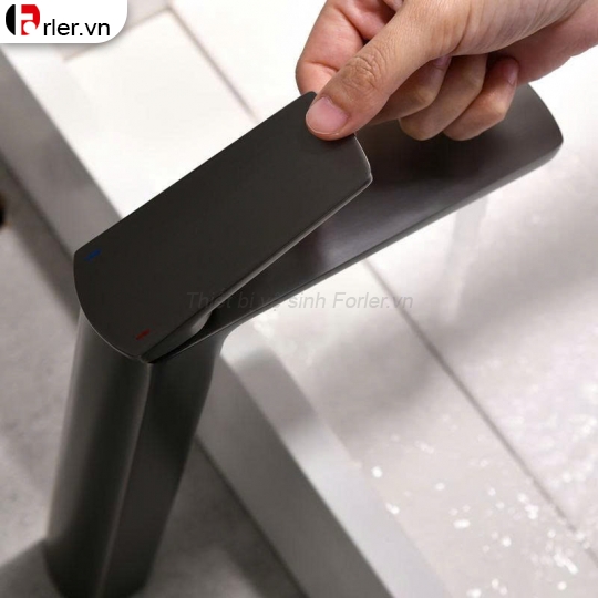 Vòi Lavabo Nóng Lạnh Đồng mạ Crome Cao 30cm (FL-VLVB40) Forler
